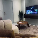 Dhb Stays 1Br Charming Cozy Downtown 59A