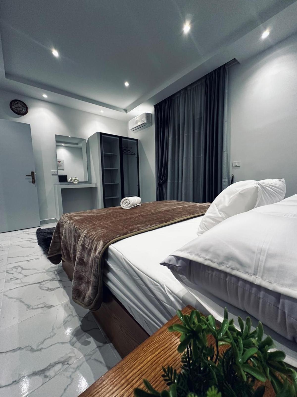Dhb 1br Charming Cozy Downtown 59a Cairo