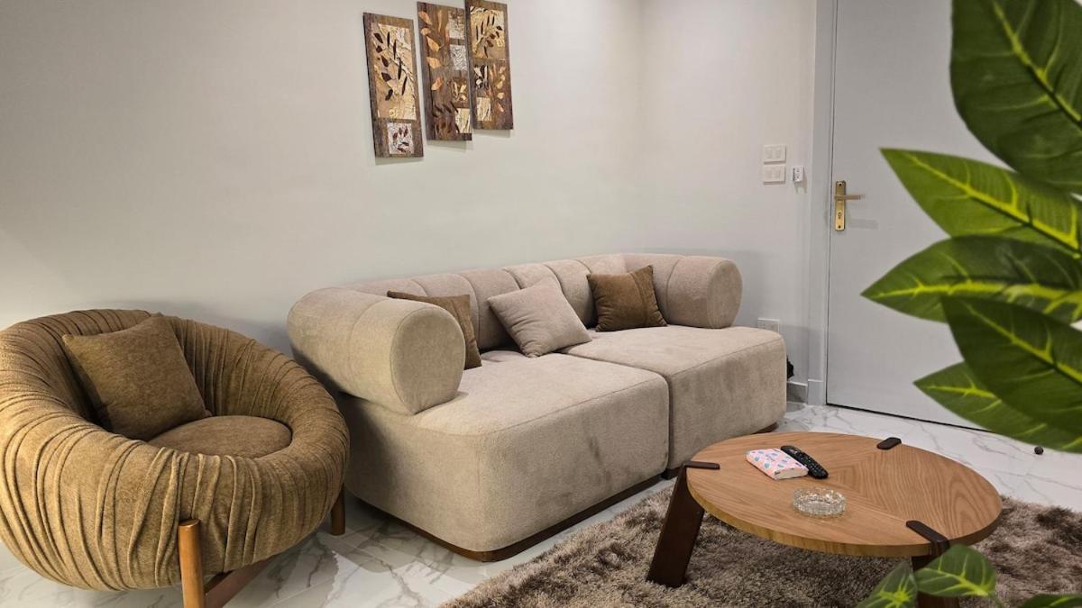 Dhb 1br Charming Cozy Downtown 59a Cairo